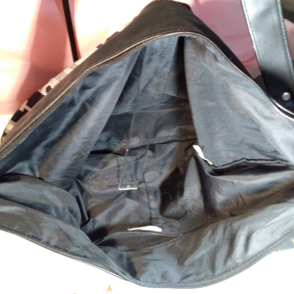 Maurice Large Utility Tote § - Picture 14 of 15